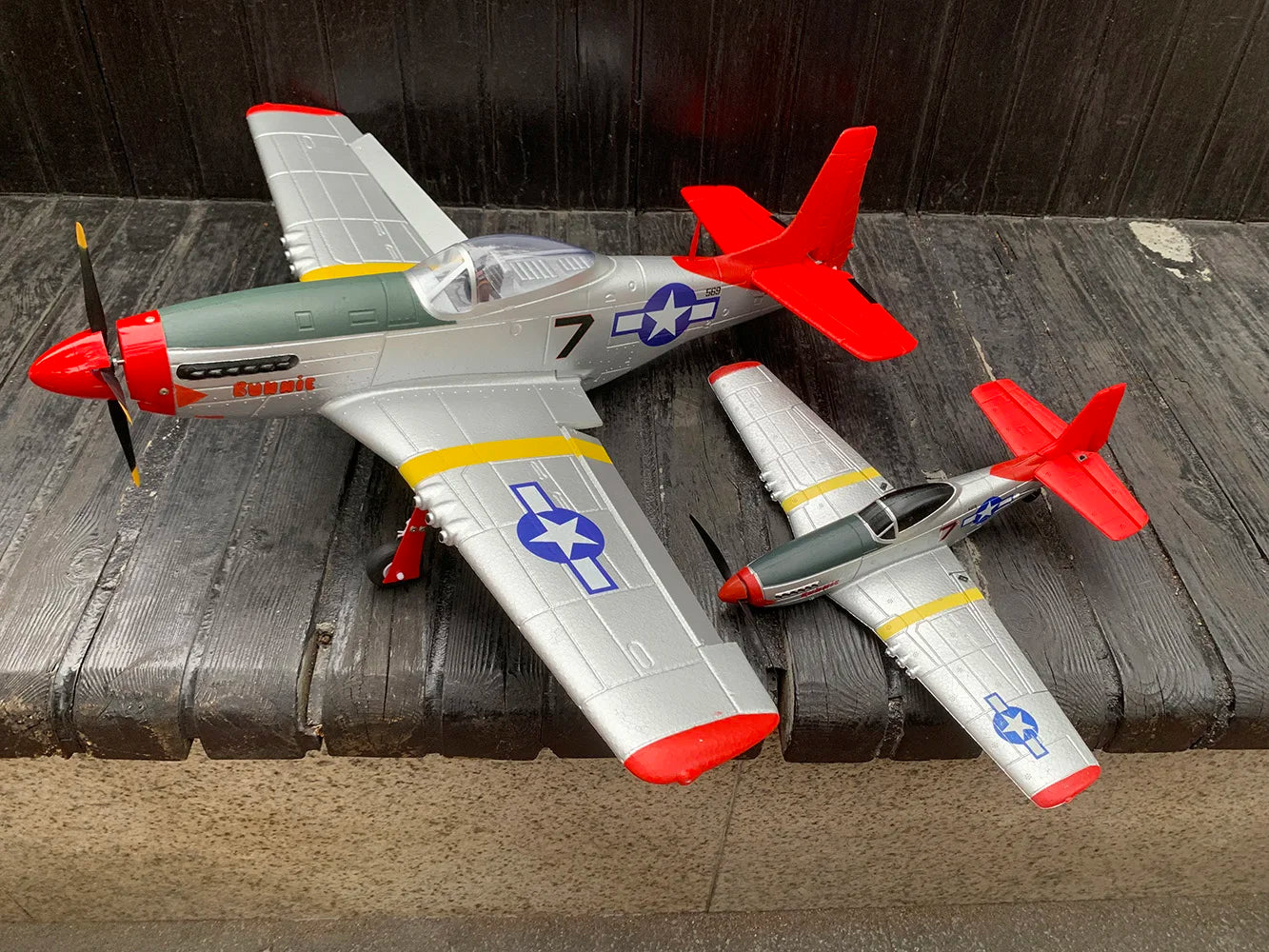 Extra Large 29.5" P51D Mustang with Bonus Battery